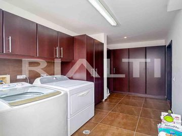 Casa en venta Cumbayá - Santa Inés