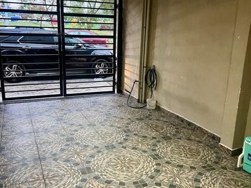 SE VENDE CASA EN COL. HACIENDA LA TRINIDAD, GPE. $2,000,000