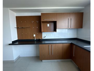 Privada del Bosque, STIM. Piso alto.
