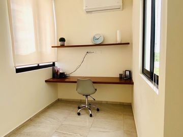 CASA EN VENTA MÉRIDA, PRIVADA CERCA DE SERVICIOS Y LA PLAYA