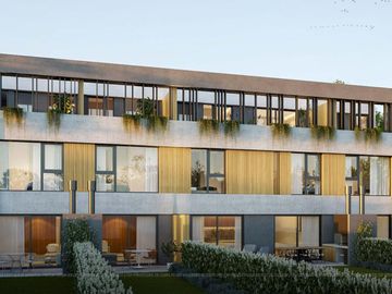 Venta / Triplex / Con Cochera / Terraza / Parrilla / Florida