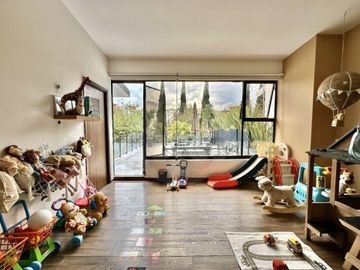 Casa en venta en Jardines en la Montaña