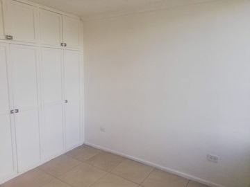 De Venta Casa Rentera Sector La Luz - 5 departamentos