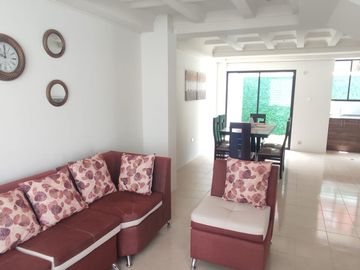 VENTA CASA  YARUQUI EN CONJUNTO