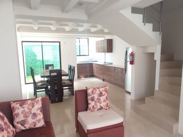 VENTA CASA  YARUQUI EN CONJUNTO
