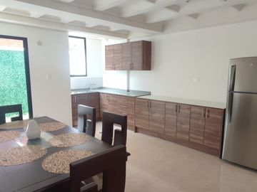 VENTA CASA  YARUQUI EN CONJUNTO
