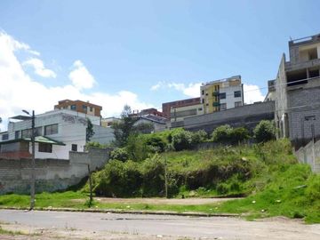 TERRENO DE VENTA SECTOR PONCEANO - 883 MTS.