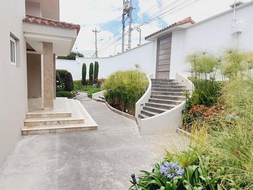 Casa en Venta , de lujo , en Amagasí del Inca