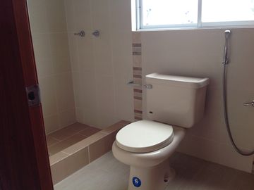 Venta Casa de 235m2 con 3 dormitorios sector Norte de Quito