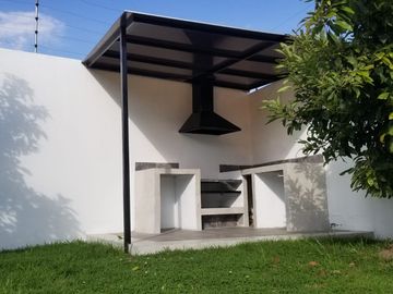 Casas Vip 108 m² Garage Cubierto, El Carmen - Llano Grande