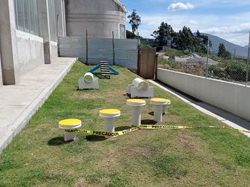 Casas Vip en Venta - 3 Dorm. - Terraza - Piscina - Sector Embajada Americana