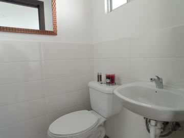 Casas Vip en Venta - 3 Dorm. - Terraza - Piscina - Sector Embajada Americana