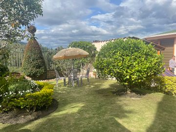 Venta hermosa Casa 3 dormitorios en el valle de Los Chillos
