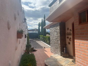 Venta hermosa Casa 3 dormitorios en el valle de Los Chillos