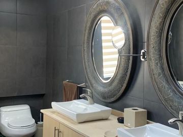 VENTA CASA  4 DORMITORIOS TANDA