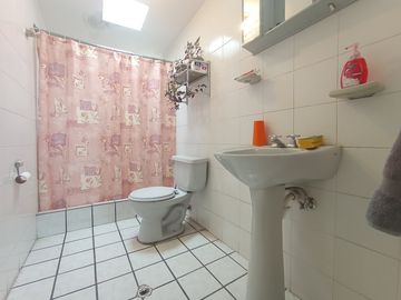 VENTA CASA 70000   EN SAN FERNANDO 3 DORMITORIOS