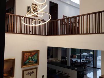 CASA DE VENTA DE LUJO EN TUMBACO
