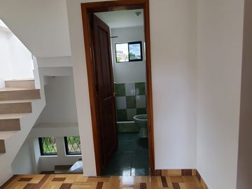 Casa en Venta- Sur de Quito- Santa Catalina