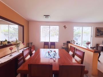 Casa en Venta, Amplia y Muy Bien Distribuida sector Amagasí del Inca