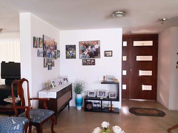 Casa en Venta, Amplia y Muy Bien Distribuida sector Amagasí del Inca