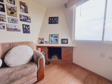 Casa en Venta, con Suite y Patio Privado, Sector Amagasí del Inca