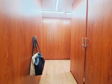 Casa en Venta, con Suite y Patio Privado, Sector Amagasí del Inca