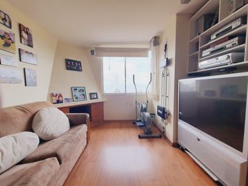 Casa en Venta, con Suite y Patio Privado, Sector Amagasí del Inca