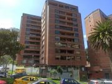 VENTA Departamento Penthouse 2 dormitorios amplio master, balcón ELOY ALFARO Y 6 DE DICIEMBRE