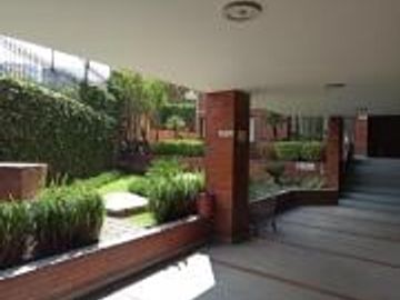 VENTA Departamento Penthouse 2 dormitorios amplio master, balcón ELOY ALFARO Y 6 DE DICIEMBRE