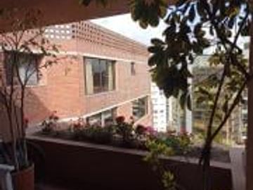 VENTA Departamento Penthouse 2 dormitorios amplio master, balcón ELOY ALFARO Y 6 DE DICIEMBRE