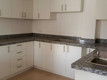 HERMOSA CASA EN VENTA- HUACHI LA JOYA