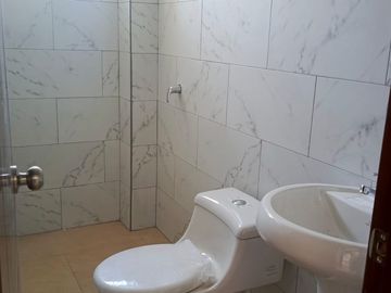 HERMOSA CASA EN VENTA- HUACHI LA JOYA