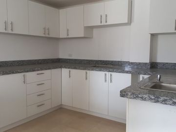 HERMOSA CASA EN VENTA- HUACHI LA JOYA