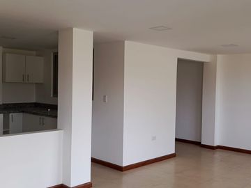 HERMOSA CASA EN VENTA- HUACHI LA JOYA