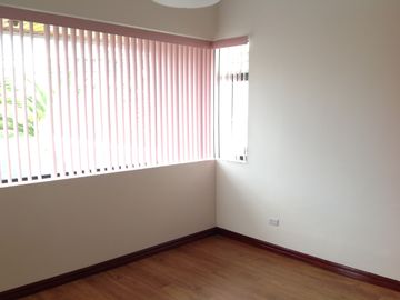 Venta casa de Lujo 4 dormitorios y departamento 3 dorm. Urbanización El Condado