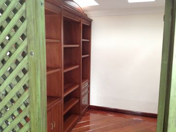 Venta casa de Lujo 4 dormitorios y departamento 3 dorm. Urbanización El Condado