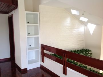 Venta casa de Lujo 4 dormitorios y departamento 3 dorm. Urbanización El Condado