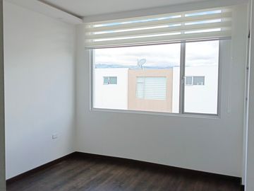 ¡¡¡CASA EN VENTA POR ESTRENAR SUR DE AMBATO!!!