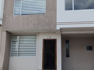 ¡¡¡CASA EN VENTA POR ESTRENAR SUR DE AMBATO!!!