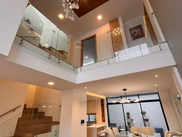 CASA DE VENTA EN SANTA LUCIA NORTE DE QUITO