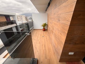 CASA DE VENTA EN SANTA LUCIA NORTE DE QUITO