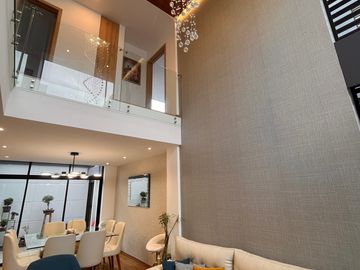 CASA DE VENTA EN SANTA LUCIA NORTE DE QUITO