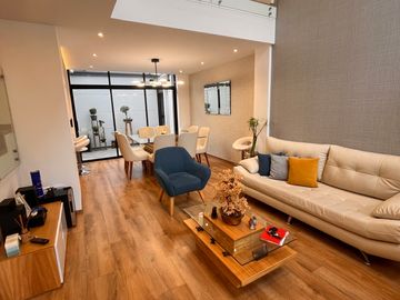 CASA DE VENTA EN SANTA LUCIA NORTE DE QUITO