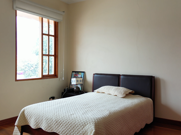 Venta Casa Tipo Hacienda-Diseño Único y Amplias Áreas Verdes