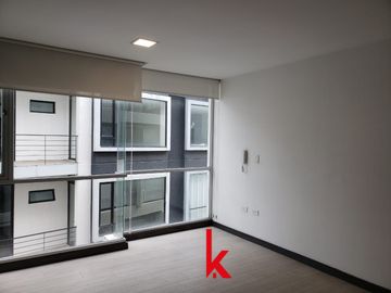 Departamento exclusivo Gonzalez Suárez con Línea Blanca / Planta Eléctrica