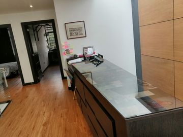 VENTA DE CASA EN NAYON