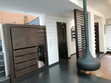 VENTA DE CASA EN NAYON