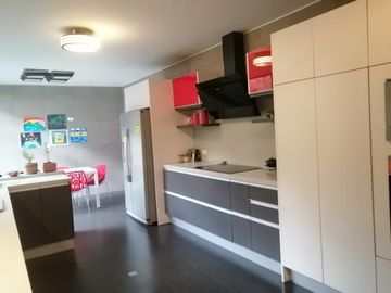 VENTA DE CASA EN NAYON