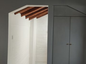 De Venta Casa Independiente en Capelo 4 dormitorios - 215 m2