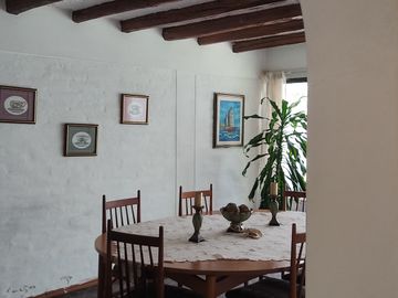 De Venta Casa Independiente en Capelo 4 dormitorios - 215 m2